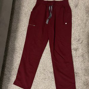 Figs burgundy scrub pant size MP